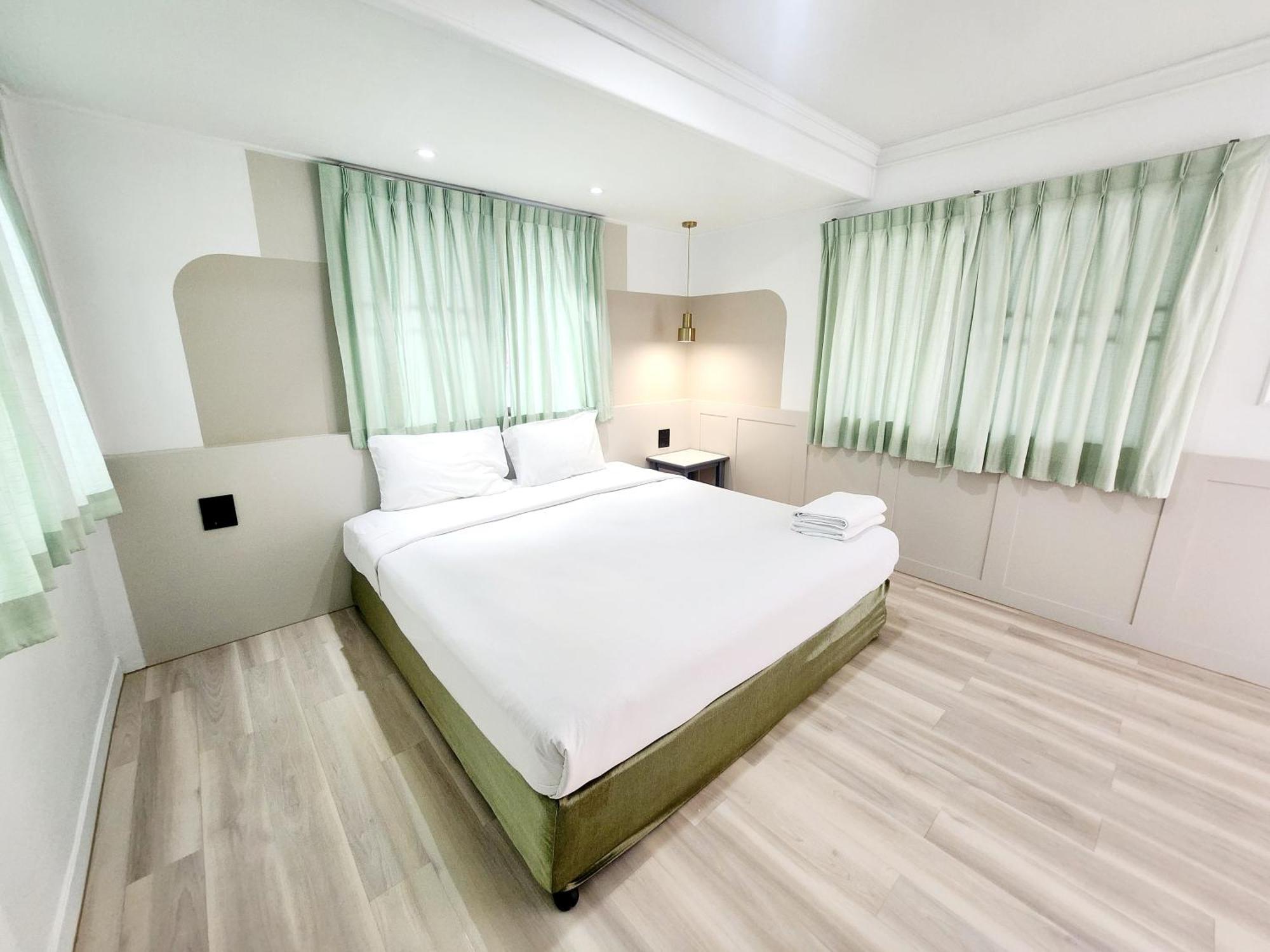 Seatel Phuket, Patong Beach Dış mekan fotoğraf