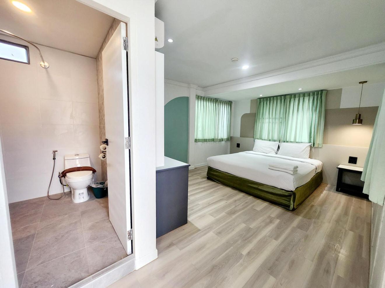 Seatel Phuket, Patong Beach Dış mekan fotoğraf