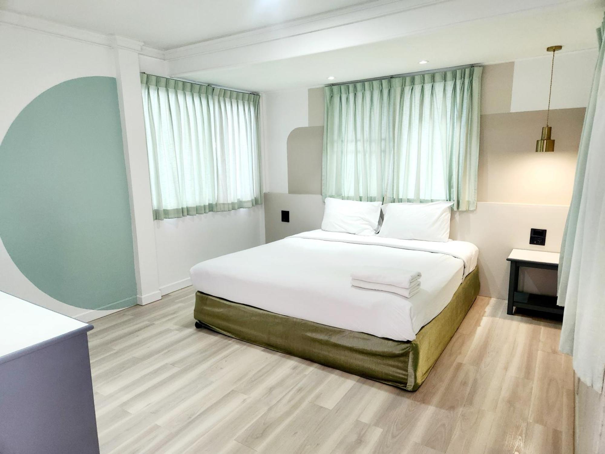 Seatel Phuket, Patong Beach Dış mekan fotoğraf