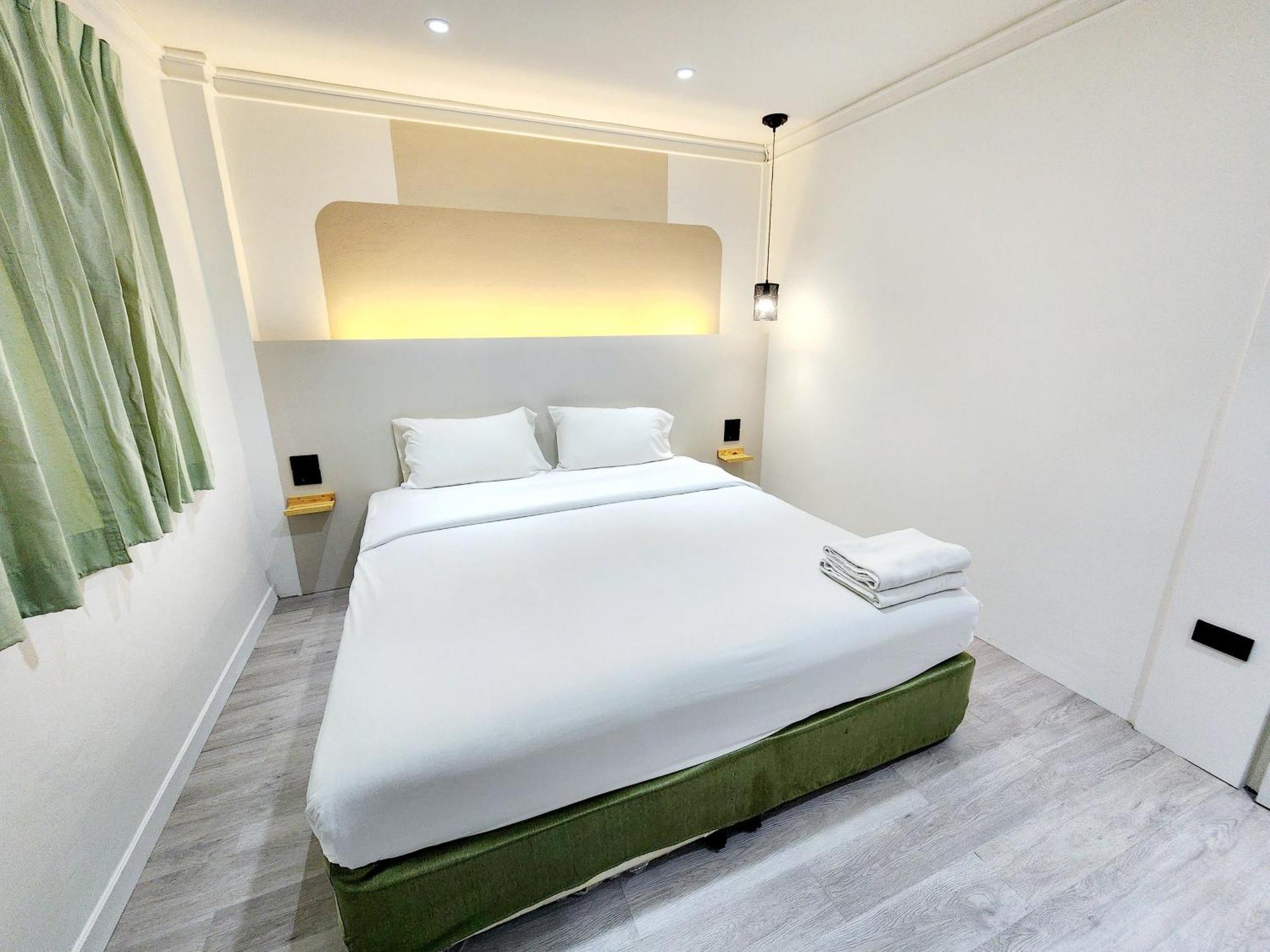 Seatel Phuket, Patong Beach Dış mekan fotoğraf