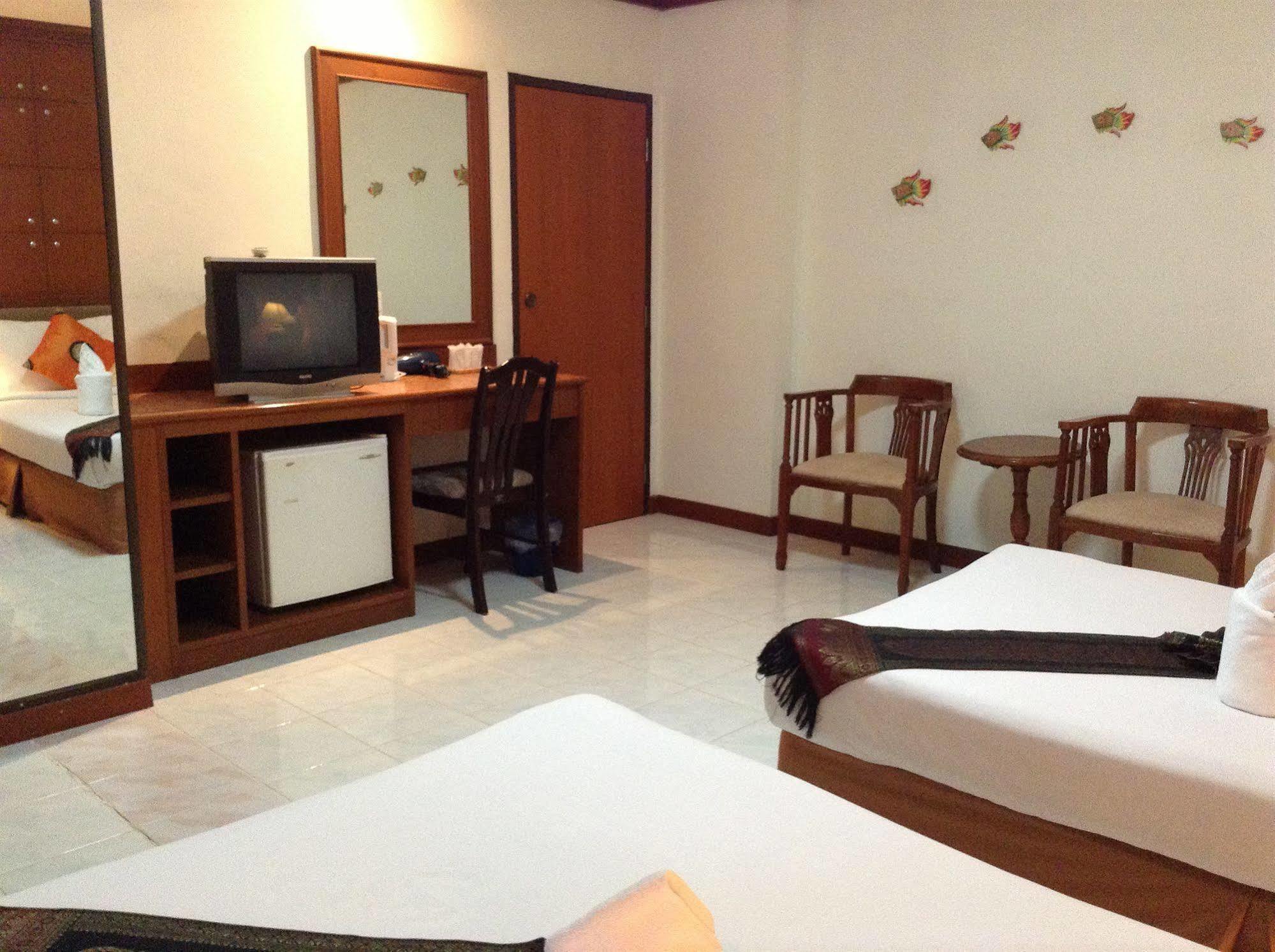 Seatel Phuket, Patong Beach Dış mekan fotoğraf